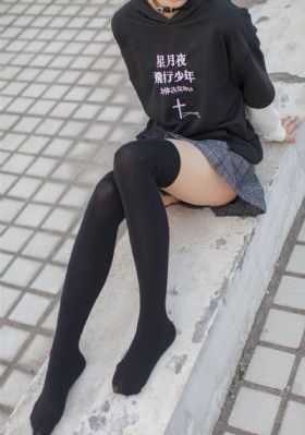 美女久久久久久久久久久_BD韩语超清免费观看